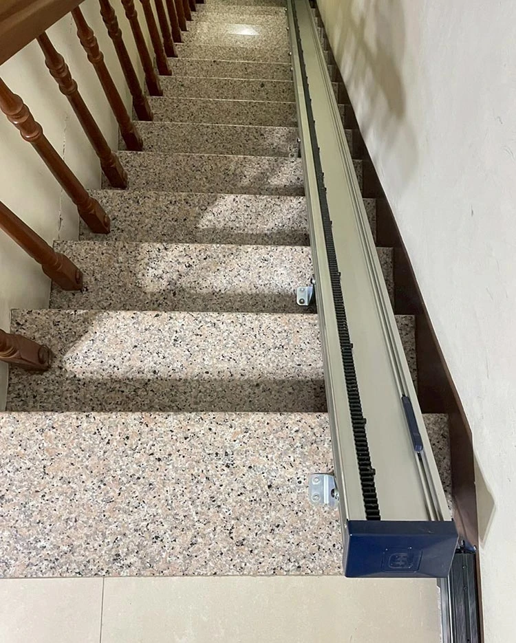 Straight-Track-Straight-blue-1Fto2F (4)